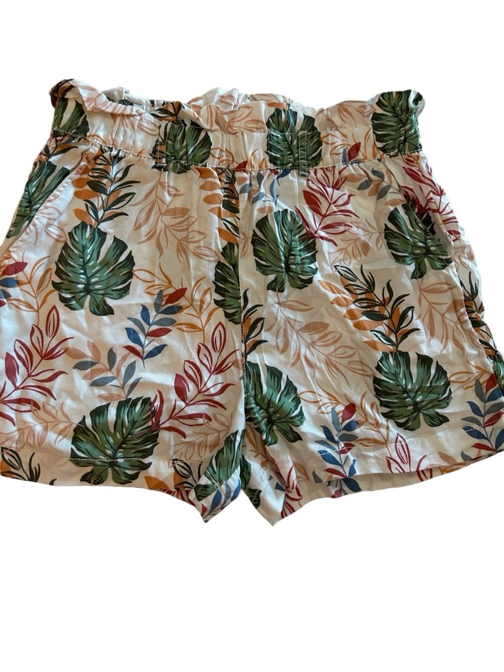 C&C California White Tropical Leaf Print High-Waist Shorts size medium